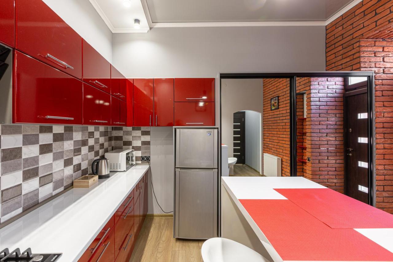 Best Apartment Kulisha 22 Lviv Bagian luar foto