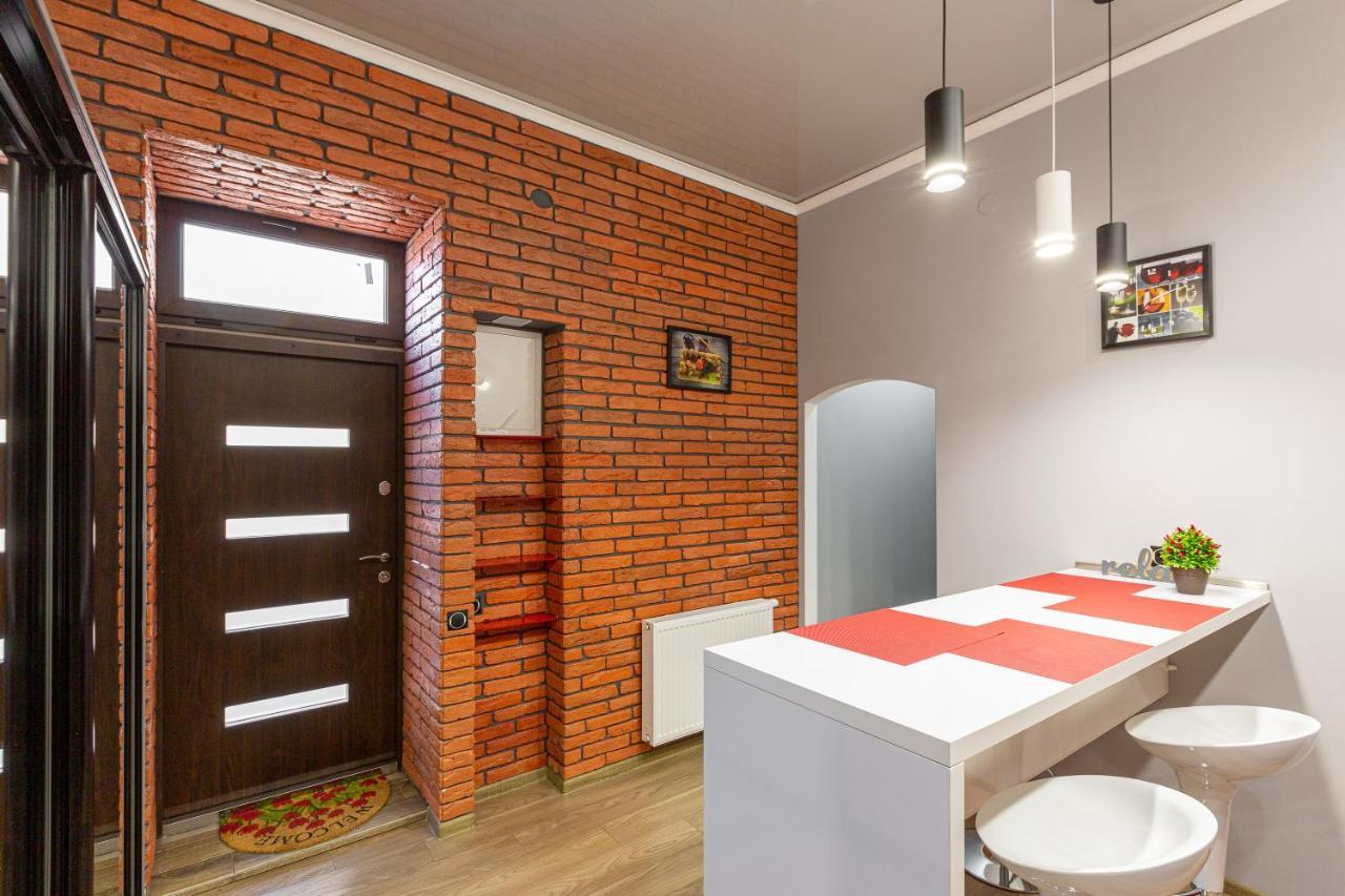 Best Apartment Kulisha 22 Lviv Bagian luar foto