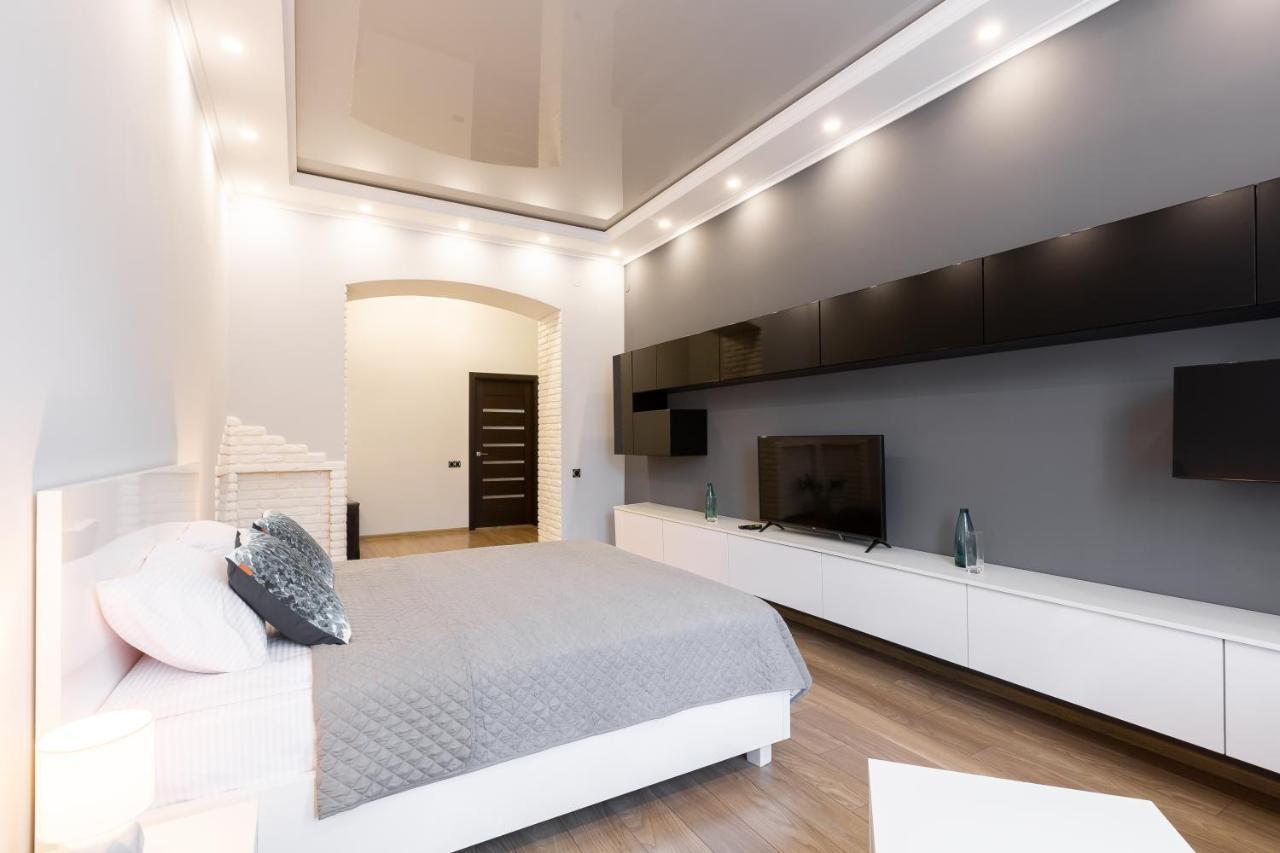 Best Apartment Kulisha 22 Lviv Bagian luar foto