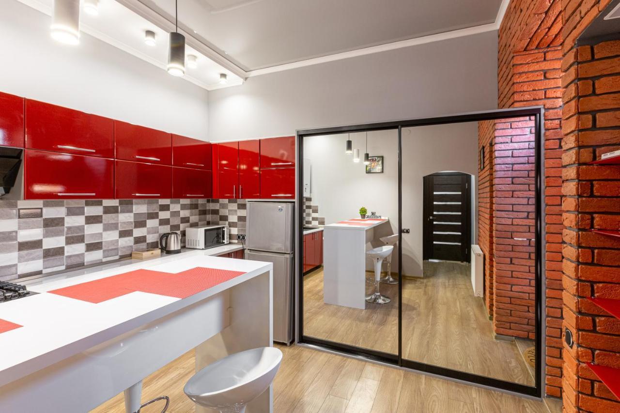 Best Apartment Kulisha 22 Lviv Bagian luar foto